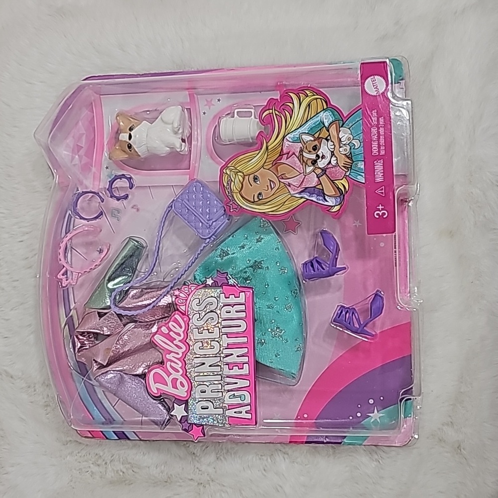 Barbie Princess Adventures Clothing Set with Puppy Corgi